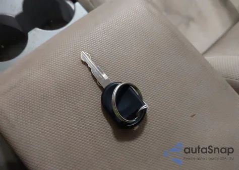 2008 Ford Escape Xlt z USA, uszkodzony, nr VIN 1FMCU03Z38KD08562